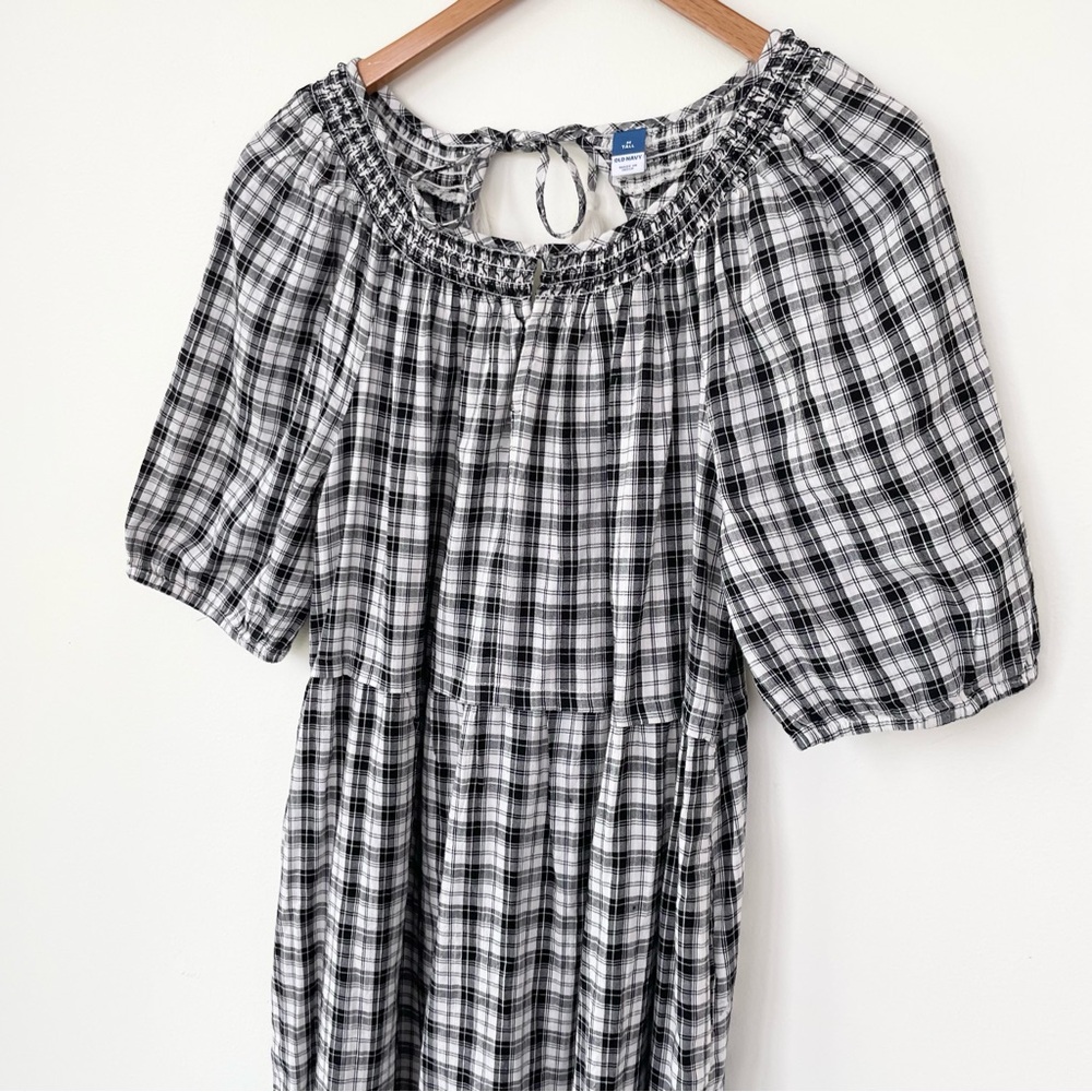 Old Navy Puff-Sleeve Plaid Smocked Midi Swing Dress MT Medium Tall Black Plaid - Picture 4 of 12